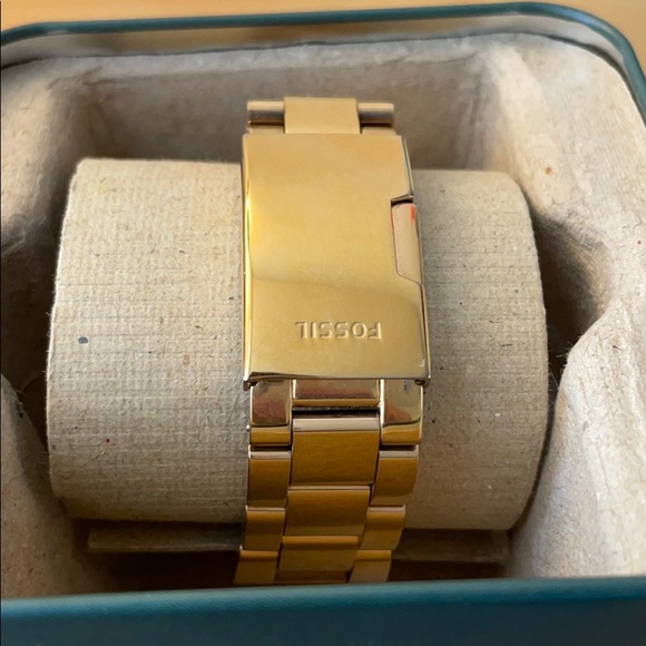 FOSSIL Watch main image 4